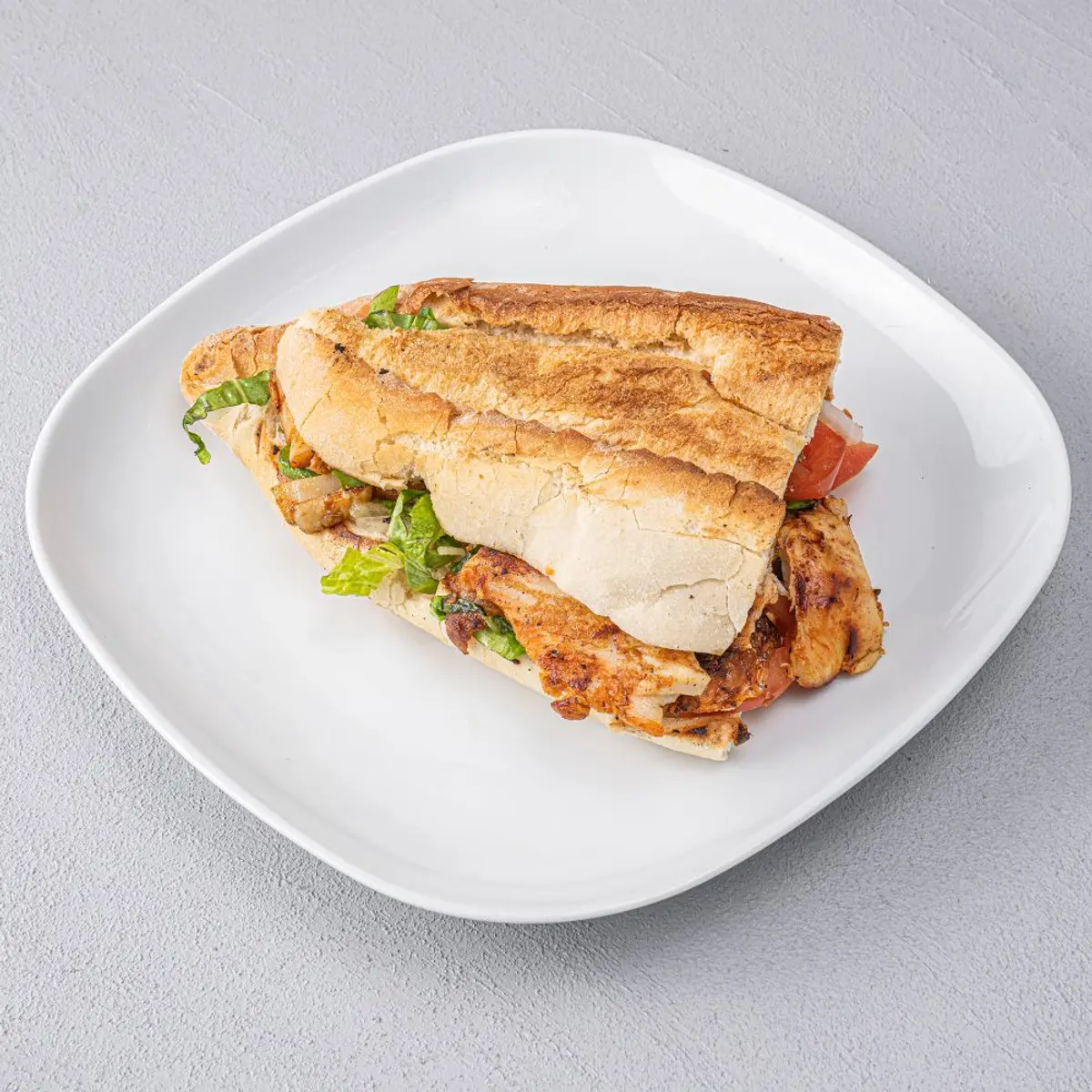 Yarım Ekmek Tavuk Döner ( 100 GR )